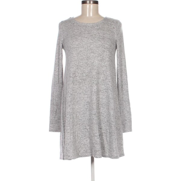 Šaty Stradivarius 62384421