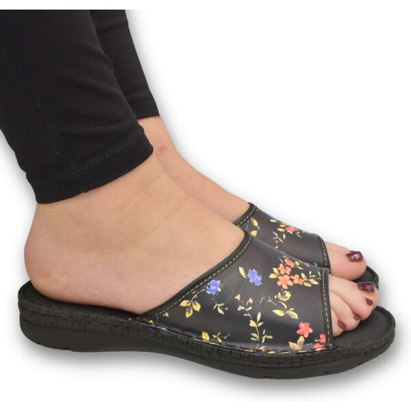 JOHN-C Dámske kožené čierne šľapky ADRIANA 2 62418236