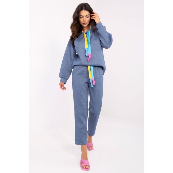 MladaModa Tepláková súprava s farebnými šnúrkami a kapucňou model 62639693