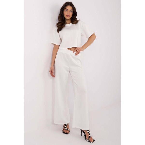 MladaModa Tepláková súprava s krátkou blúzkou model 59602 farba ecru 62639685