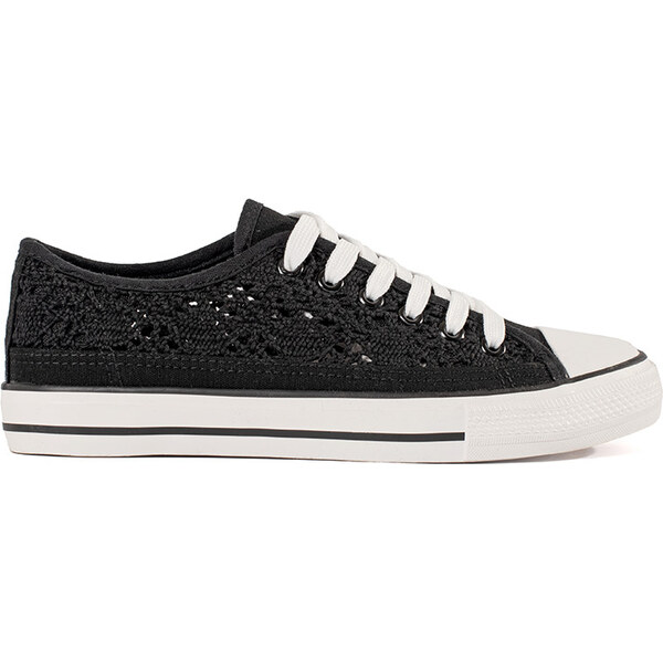 SHELOVET Čierne tenisky s ozdobným dierkovaním F2278B 66149475