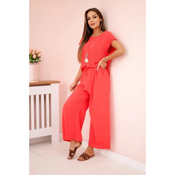 MladaModa Viskózový komplet skladanej blúzky a širokých nohavíc model 62776162