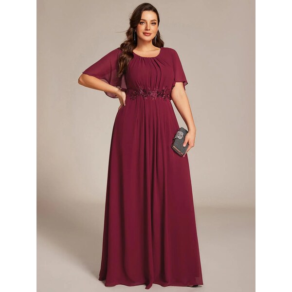 Dlhé šaty s ozdobou a krátkymi rukávmi vínovočervené 62789558