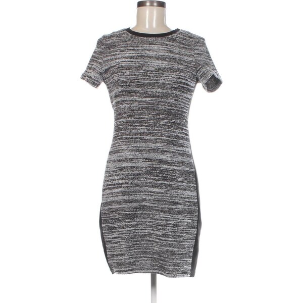 Šaty New Look 62830599