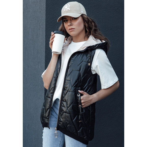 BASIC Čierna lesklá dámska prešívaná vesta s kapucňou COLINE TY4462 57254638