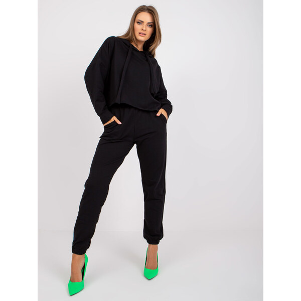 RELEVANCE Čierna voľná basic teplákovka s kapucňou -RV-KMPL-7826.82P 57949767