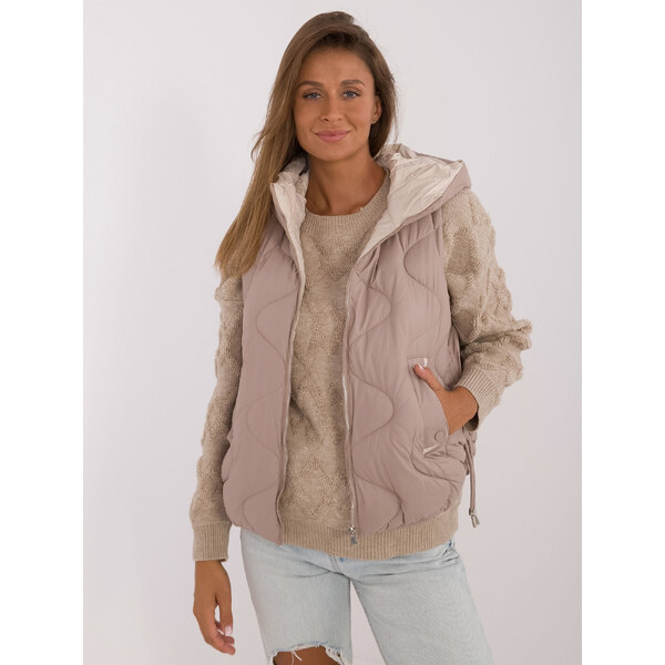 SNOW MODA Béžová dámska zateplená prešívaná vesta s kapucňou MBM-KZ 57187371