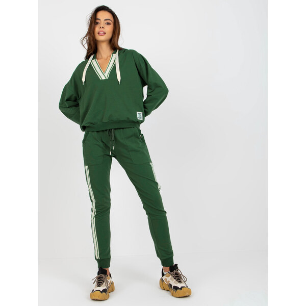 RELEVANCE Tmavozelená teplákovka s pruhom -RV-KMPL-8297.52P-dark green 57950908