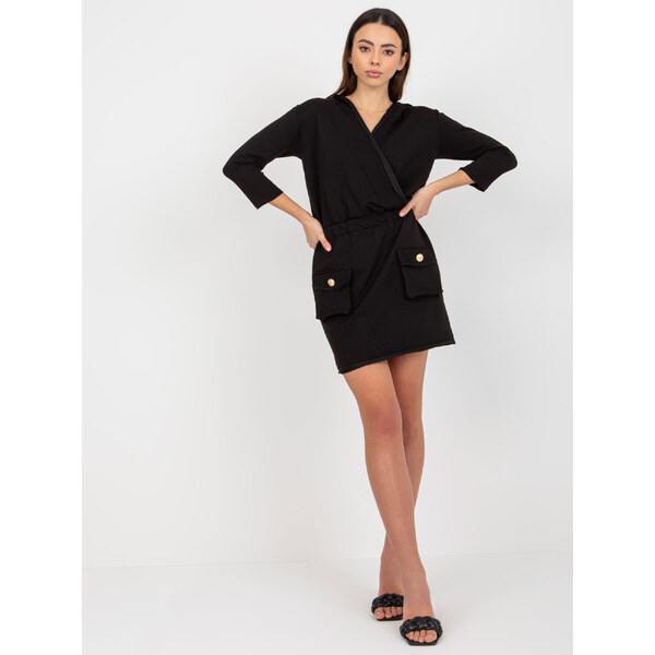 BASIC Čierne mikinové šaty s kapucňou a vreckami TW-SK-OB-036.58-black 39163557