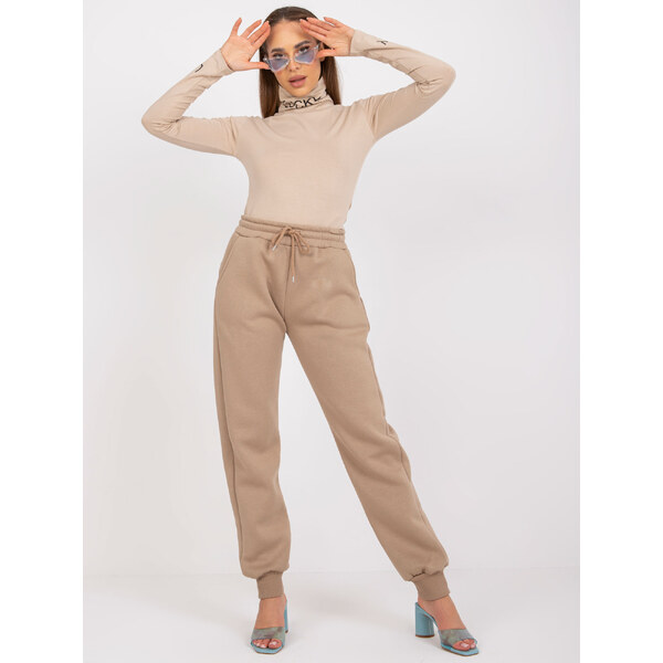 Tmavobéžové basic tepláky Julia EM-DR-712.39P-dark beige 32237032