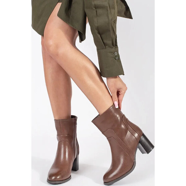 BASIC Hnedé kožené členkové dámske topánky na stĺpiku Sergio Leone, 58321599