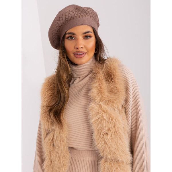 ITALY MODA Hnedá baretka s aplikáciou AT-CZ-231605.21P-brown 57953620