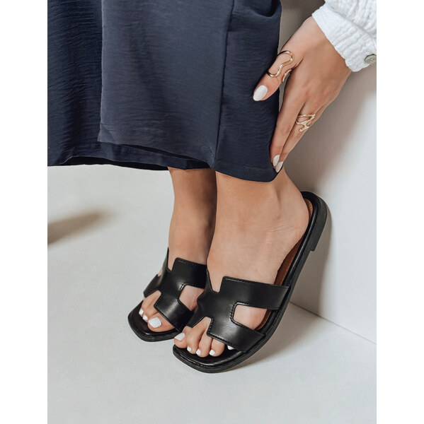 BASIC Čierne dámske elegantné nazuváky CLASSROT ZY0884 63334723