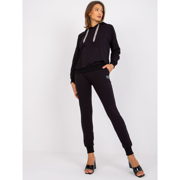 RELEVANCE Čierna teplákovka Alejandra s voľnou mikinou -RV-KMPL-7519 57949753