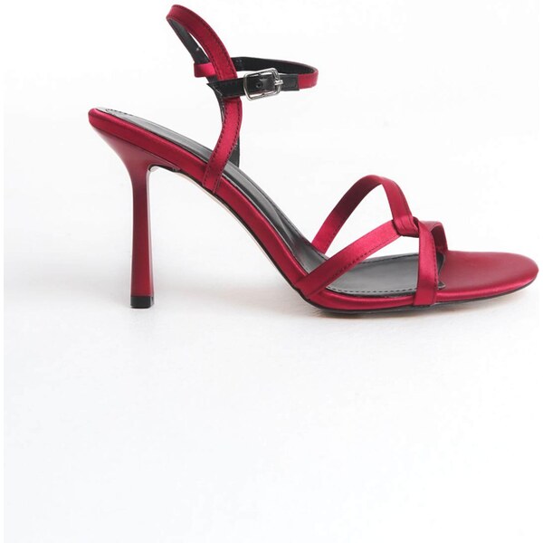 Trendyol Remienkové sandále grenadínová 64293933