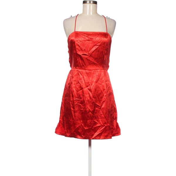 Šaty Pretty Little Thing 63917113