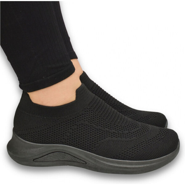 SS Dámske čierne SLIP-ON tenisky MARIANNAA 64115723