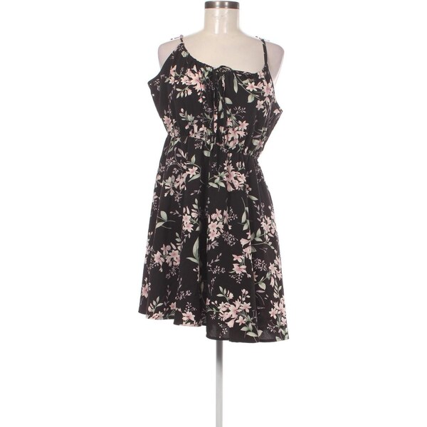 Šaty SHEIN 64140387