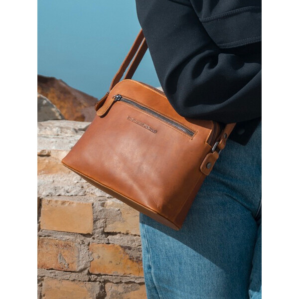 Dámska kožená crossbody kabelka The Chesterfield Brand Durban - koňak 64167647