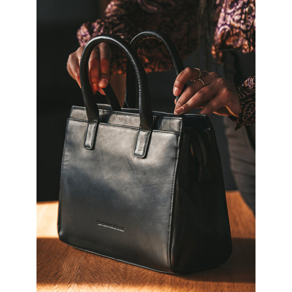 Dámska kožená kabelka na notebook The Chesterfield Brand Rivera - 64167651