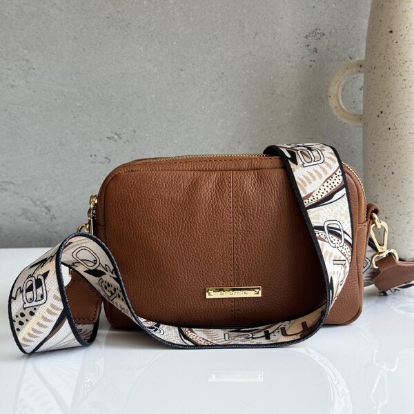 Kožená kabelka CROMIA Aruba karamelová 64169716