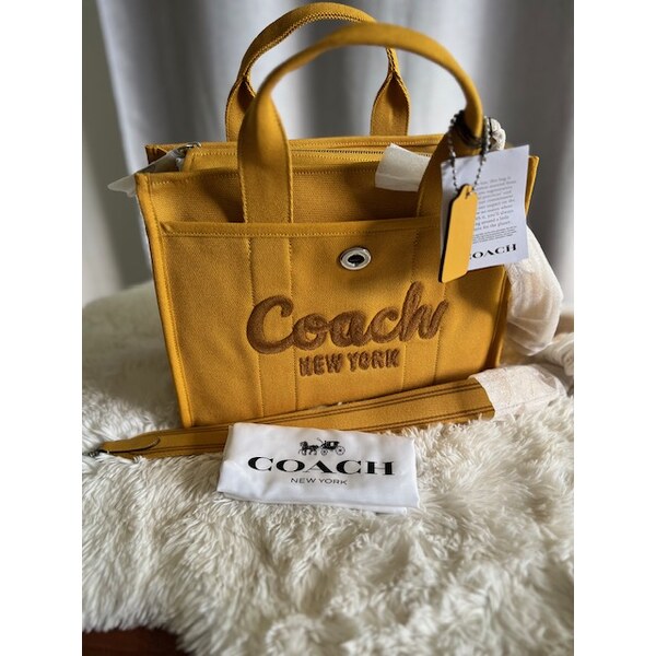 Dámska crossbody Coach kabelka Cargo tote 64398922