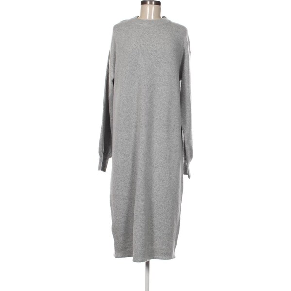 Šaty Review 64418402