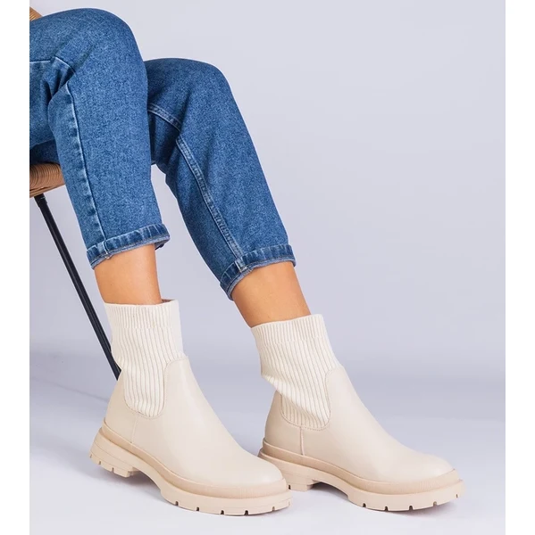 Gemre Béžové členkové topánky s textilným zvrškom Kalvaria 64680827