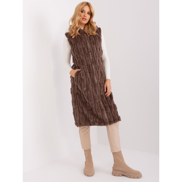 ITALY MODA Tmavohnedá midi kožušinová vesta -AT-KZ-2368-1.07-brown 57954378