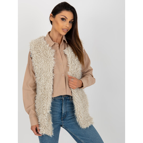 ITALY MODA Dámska béžová chlpatá vesta AT-KZ-22105.11P-beige 57951802