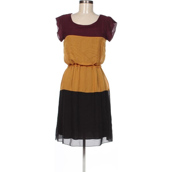 Šaty Rinascimento 64539405