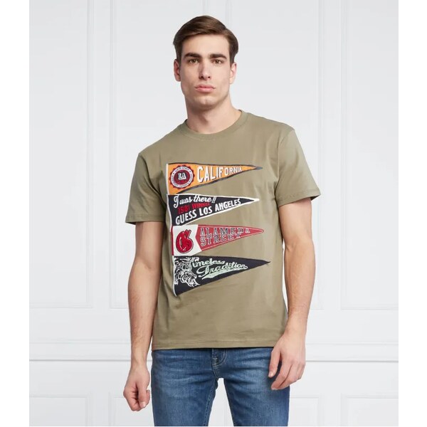 GUESS Tričko PENNANT | Regular Fit 29815525
