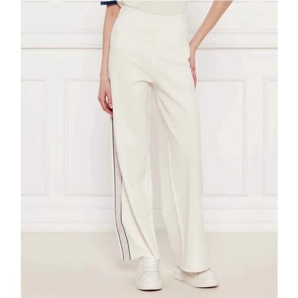 Marc Cain Teplákové nohavice | flare fit 62990603