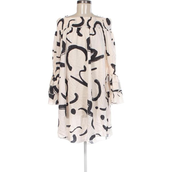 Šaty ChicMe 64885776