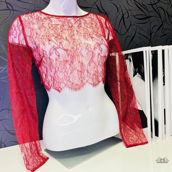 Agent Provocateur Vyniknite v červenom hodvábnom tope Priya s jemnou 46575147