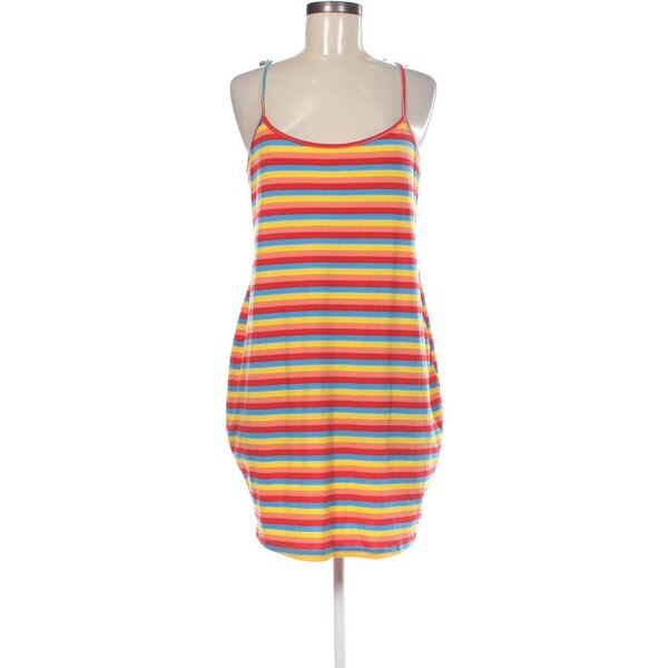 Šaty SHEIN 64940332