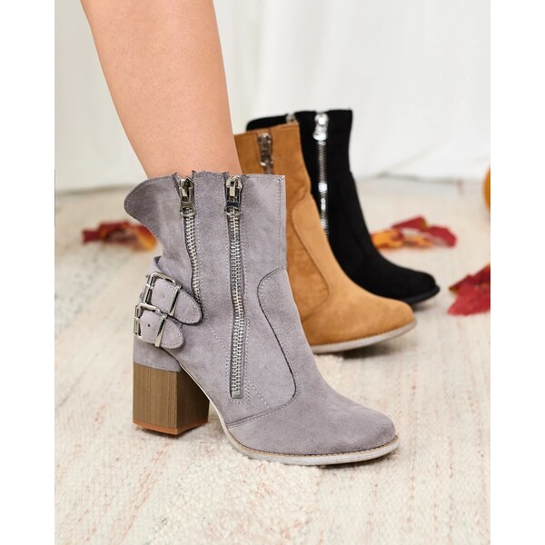 Resti Womens gray boots with Feirrgo decoration 64979069