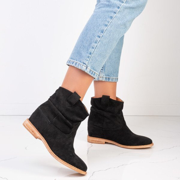 Resti Black boots ala cowgirls on a covered anchor Daressco - Footwear 64978995