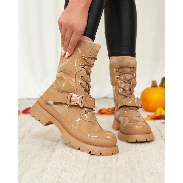 Resti Womens lacquered boots in light brown Setogy 64979066