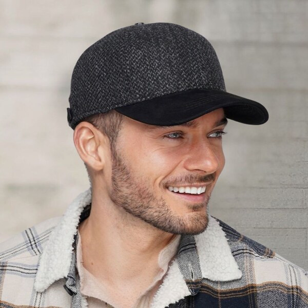 KRUMLOVANKA Pánska zimná vlnená čierna šiltovka - ušné klapky 78% Wool 60719879