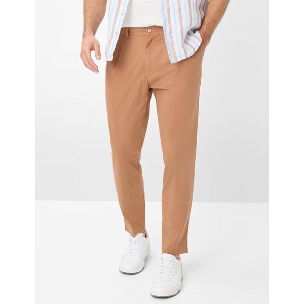 Pánske ultraľahké bavlnené chino nohavice BRAX relaxed slim fit 63444001