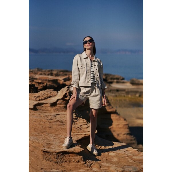 Womens linen shorts MOODO - light beige 65387393