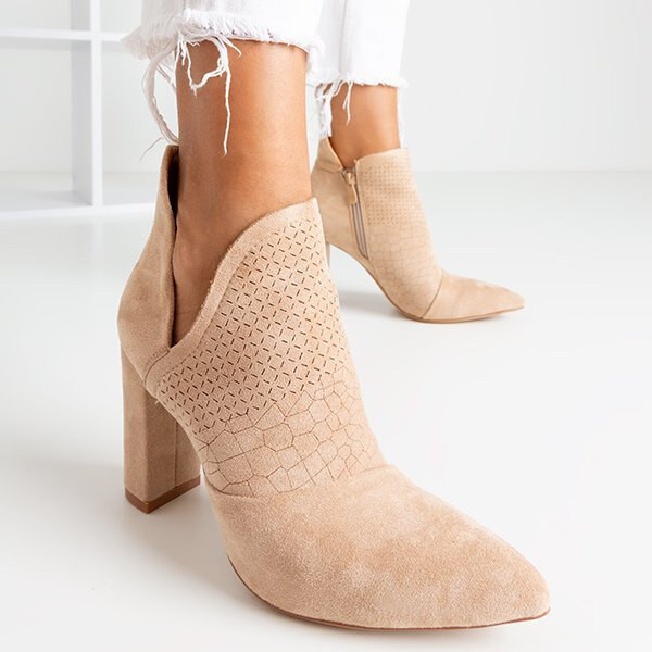 Resti Light brown womens ankle boots on a higher post with a Fimoli 65004822