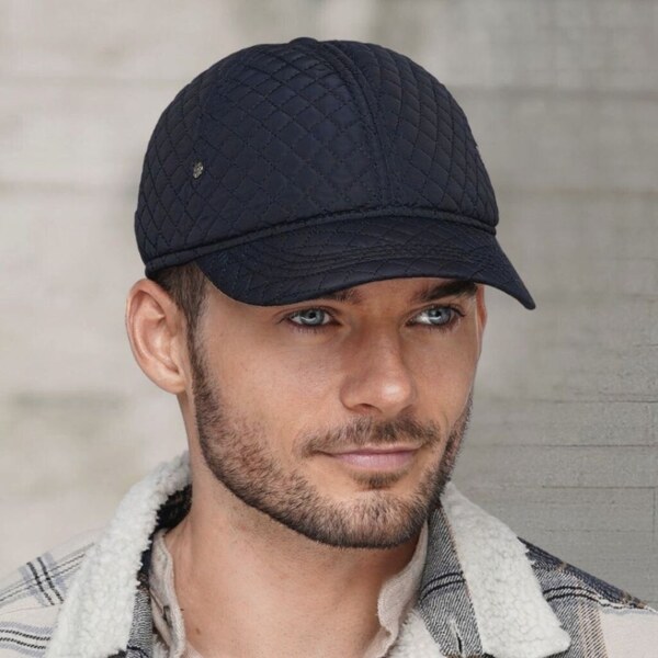 KRUMLOVANKA Zimná pánska šiltovka modrá s klapkami na uši Me-026 62032106