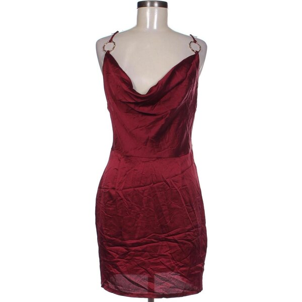 Šaty Pretty Little Thing 65045850