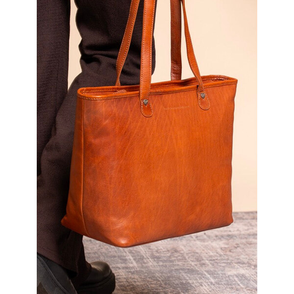 Dámska kožená kabelka na notebook The Chesterfield Brand Astana - 64167644