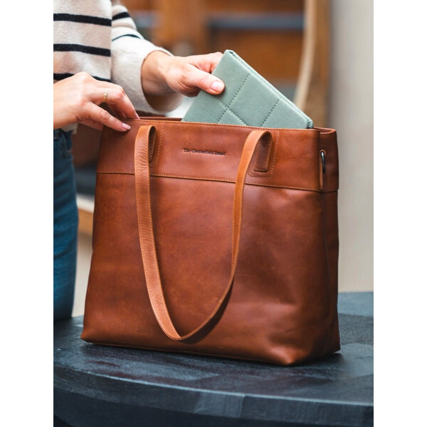 Dámska kožená kabelka The Chesterfield Brand Diva - koňak 61852543