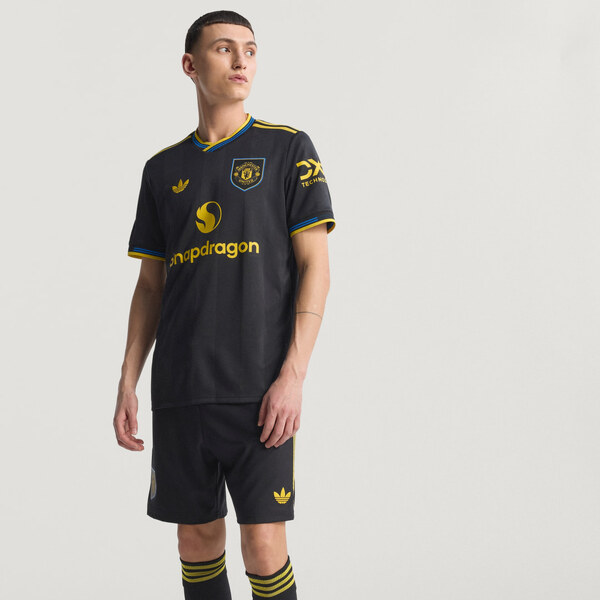 Adidas Autentický tretí dres Manchester United 25/26 65068170