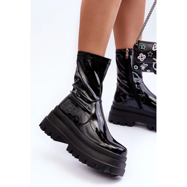 Boto Lakované Čižmy Na Masívnej Platforme Čierne Kylira 65129264