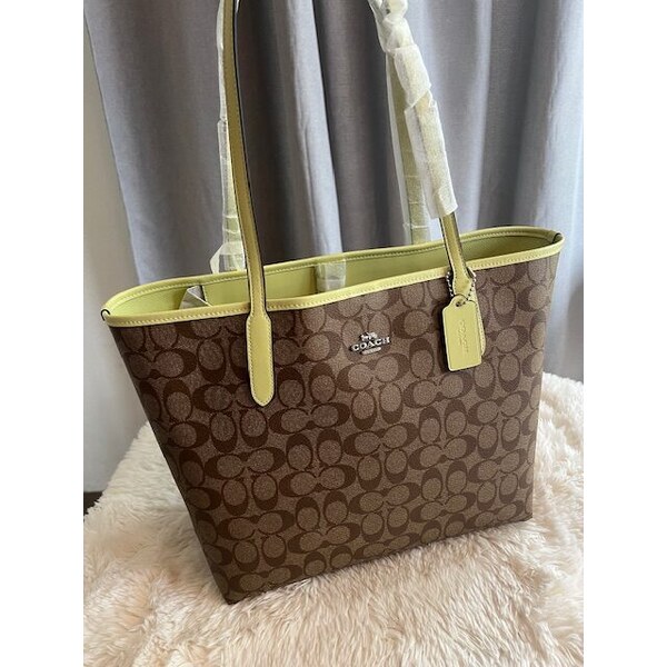 Dámska kabelka Coach Sig City Lime 65130620